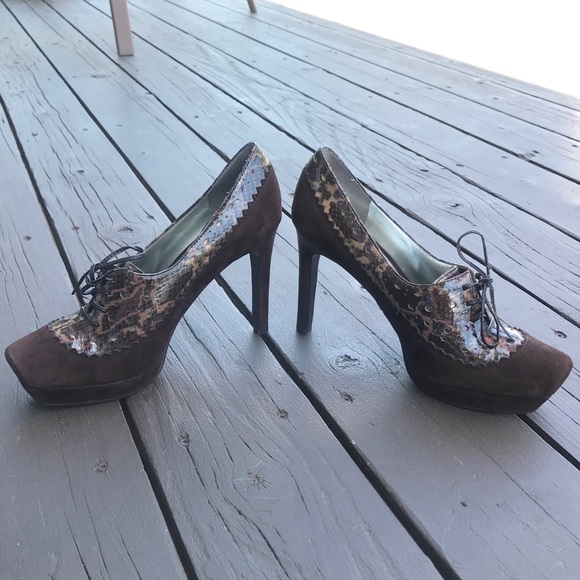 Gorgeous Carlos Santana High Heels - Picture 2 of 8